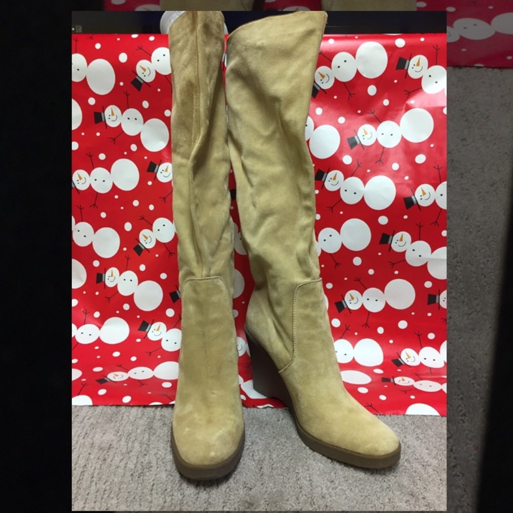 Calvin Klein Tan suede boots